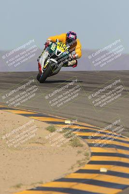 media/Oct-08-2023-CVMA (Sun) [[dbfe88ae3c]]/Race 3 Amateur Supersport Middleweight/